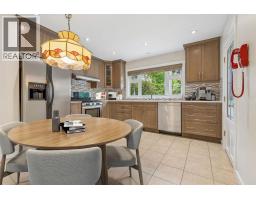 Bonus Room - 3217 Elbow Drive Sw, Calgary, AB T2S2J4 Photo 15