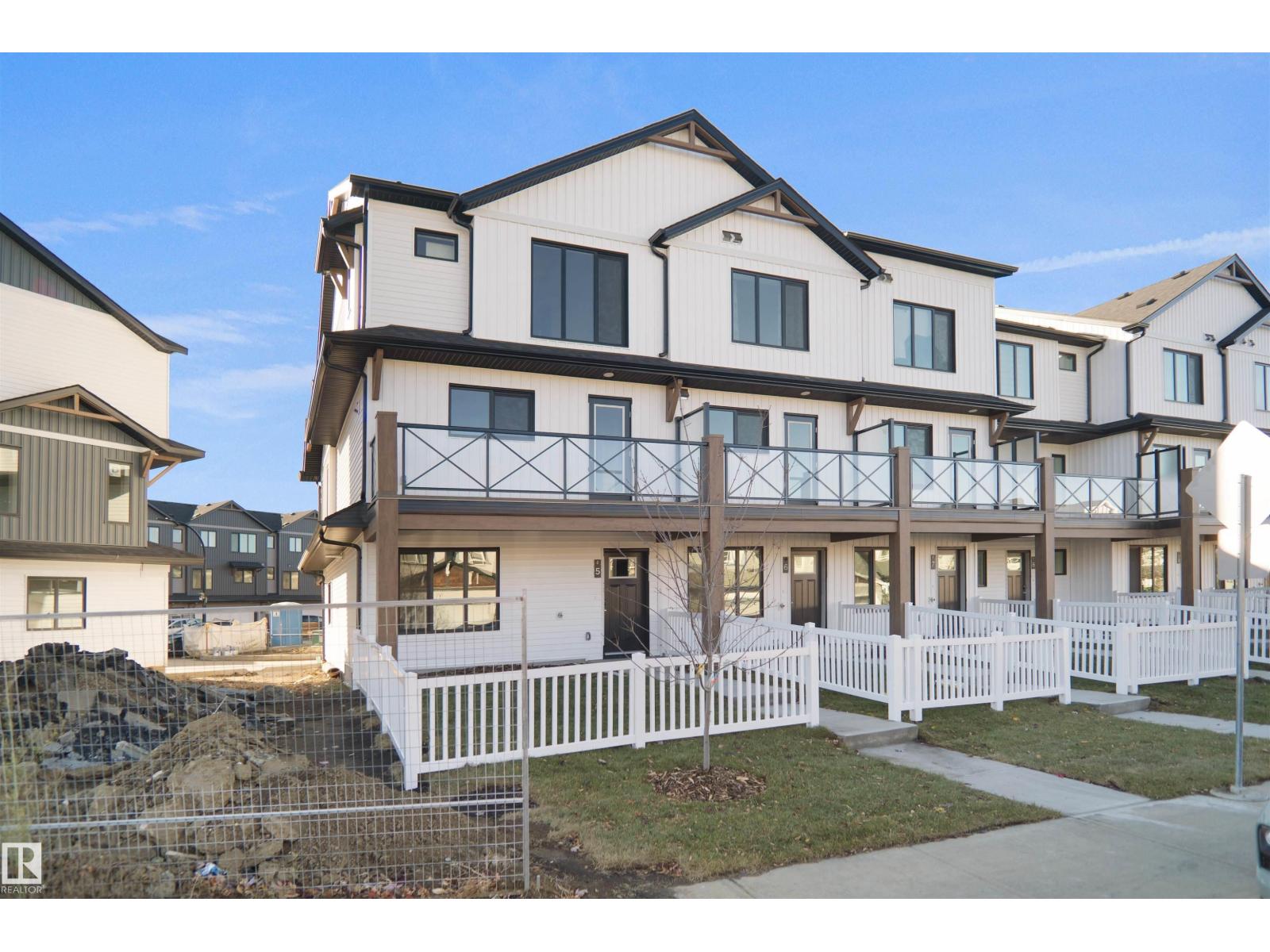 2718 Alces WY SW - 1