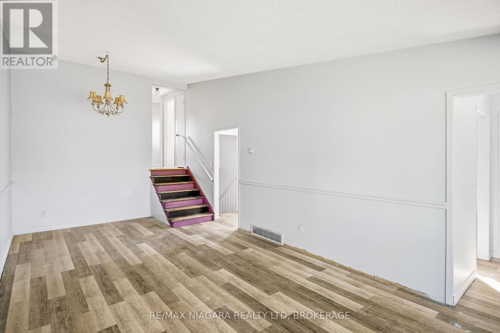 6916 DOLPHIN STREET - Image 17