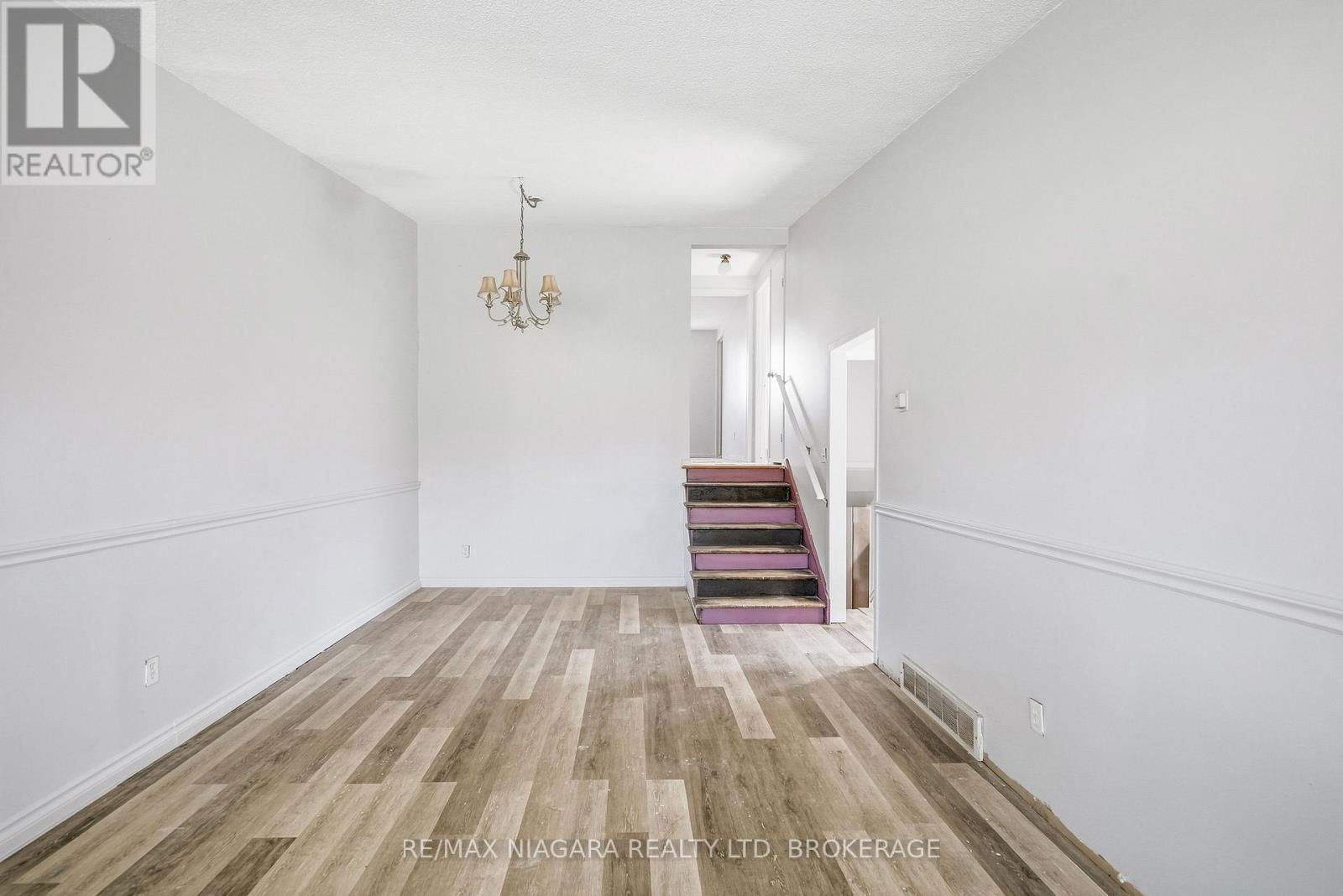 6916 DOLPHIN STREET - Image 18