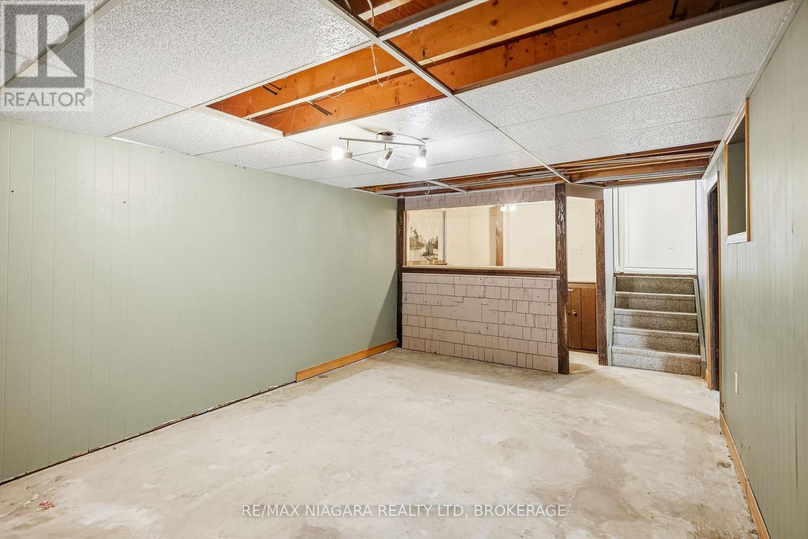 6916 DOLPHIN STREET - Image 30
