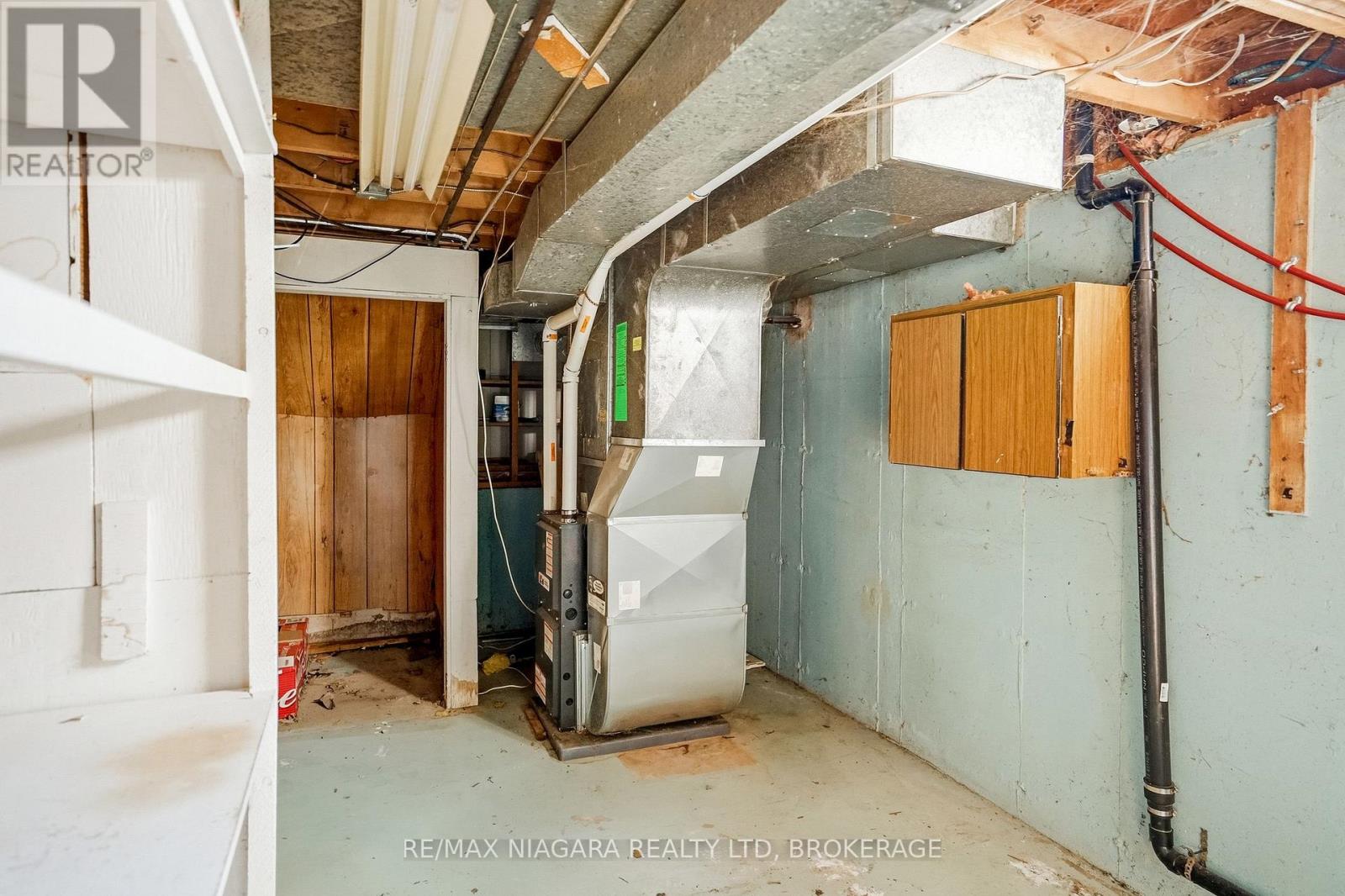 6916 DOLPHIN STREET - Image 35