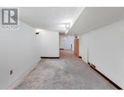 20 Stephenson Avenue, Toronto, ON M4C1G1 Photo 19