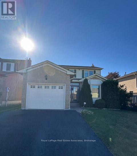 4 NUTTALL STREET, Brampton (Westgate)