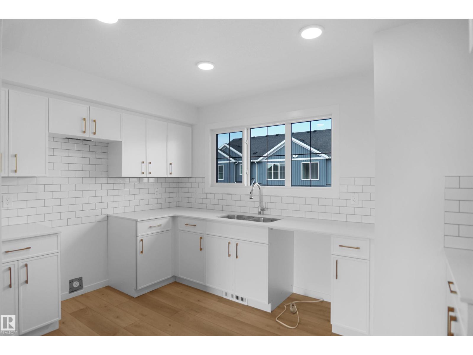 #11 150 Cashman CR SW - 10