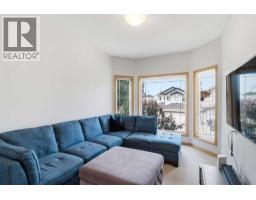 Bedroom - 54 Rockyledge Rise Nw, Calgary, AB T3G5P8 Photo 14