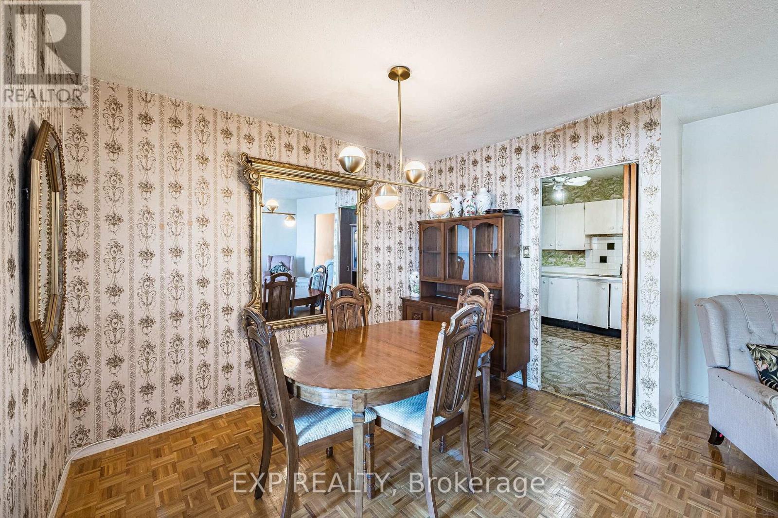 #2412 85 EMMETT AVENUE - Image 12