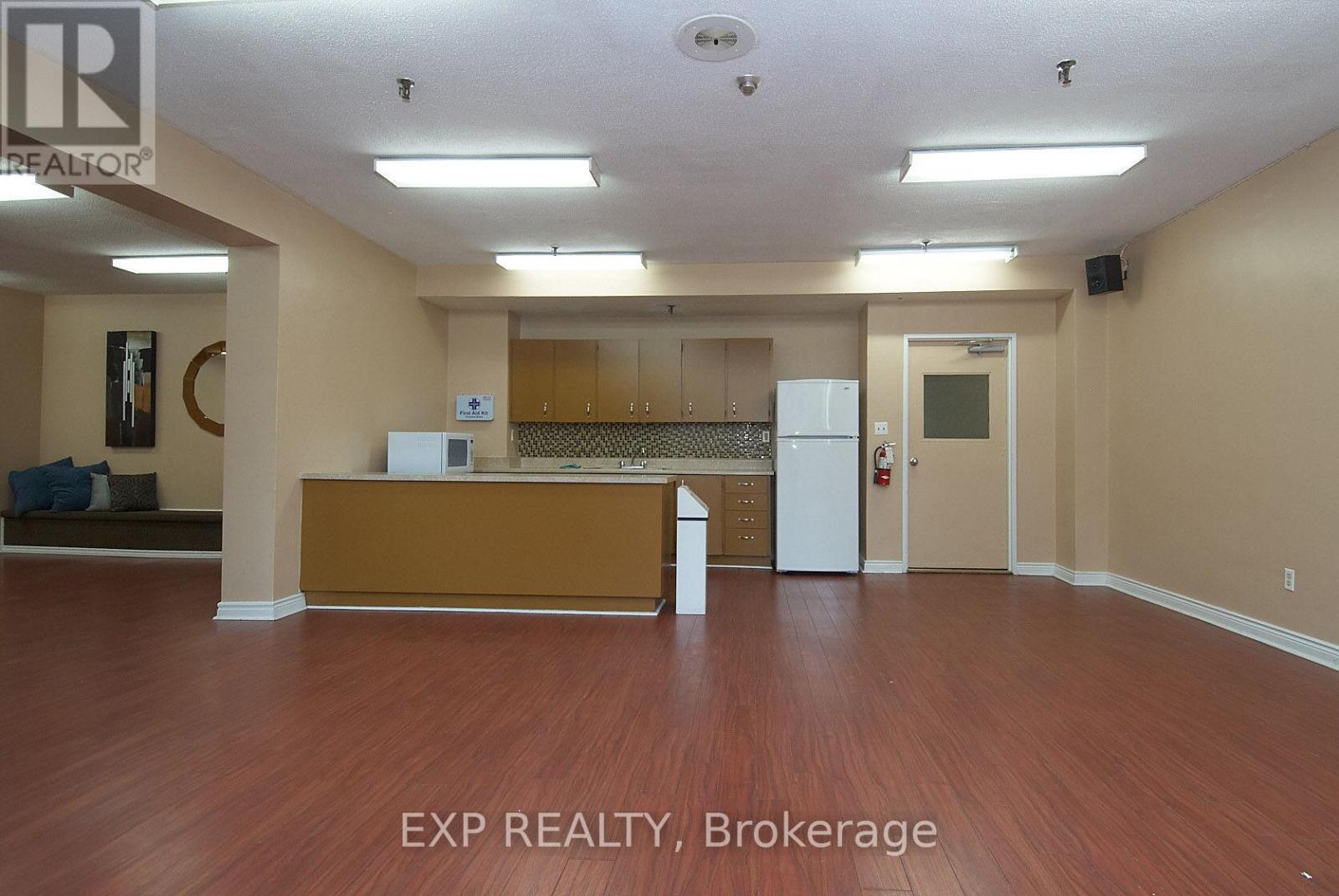 #2412 85 EMMETT AVENUE - Image 36