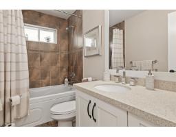 17384 3 Avenue, Surrey, BC V3Z2N7 Photo 21