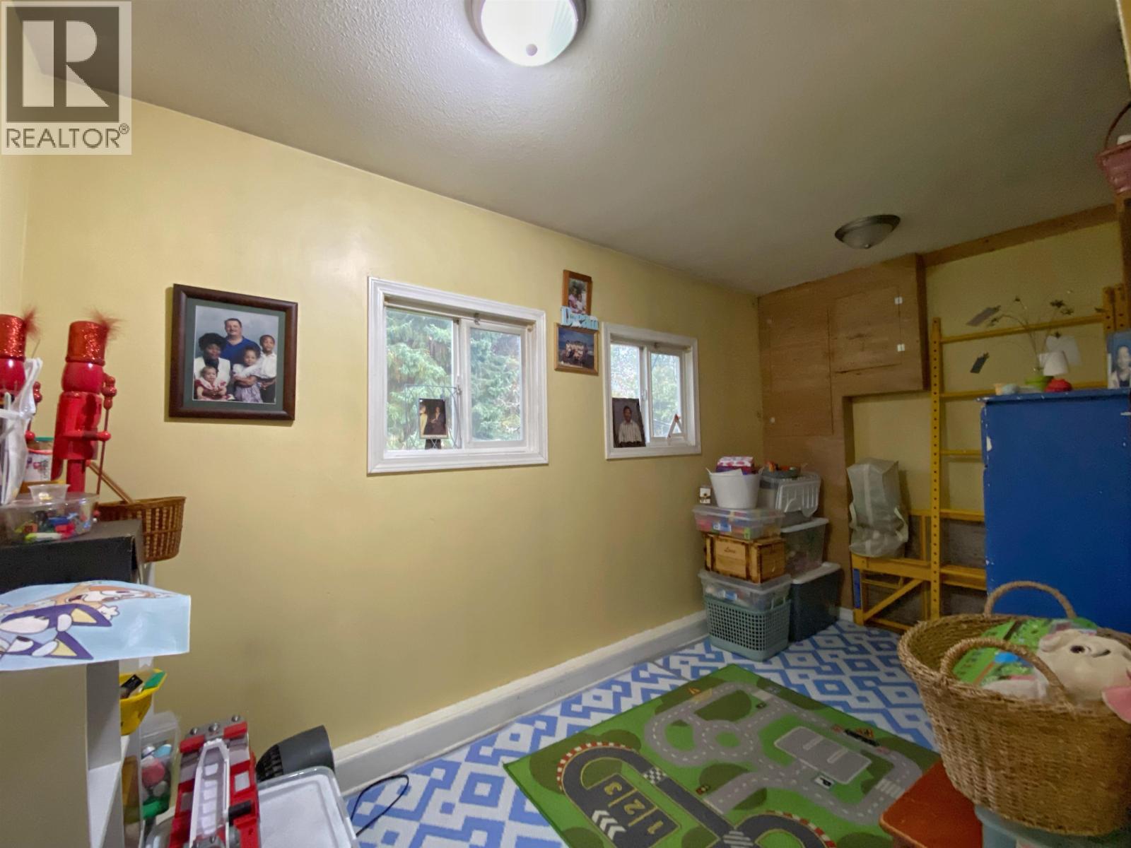 4210 15TH AVENUE - 20