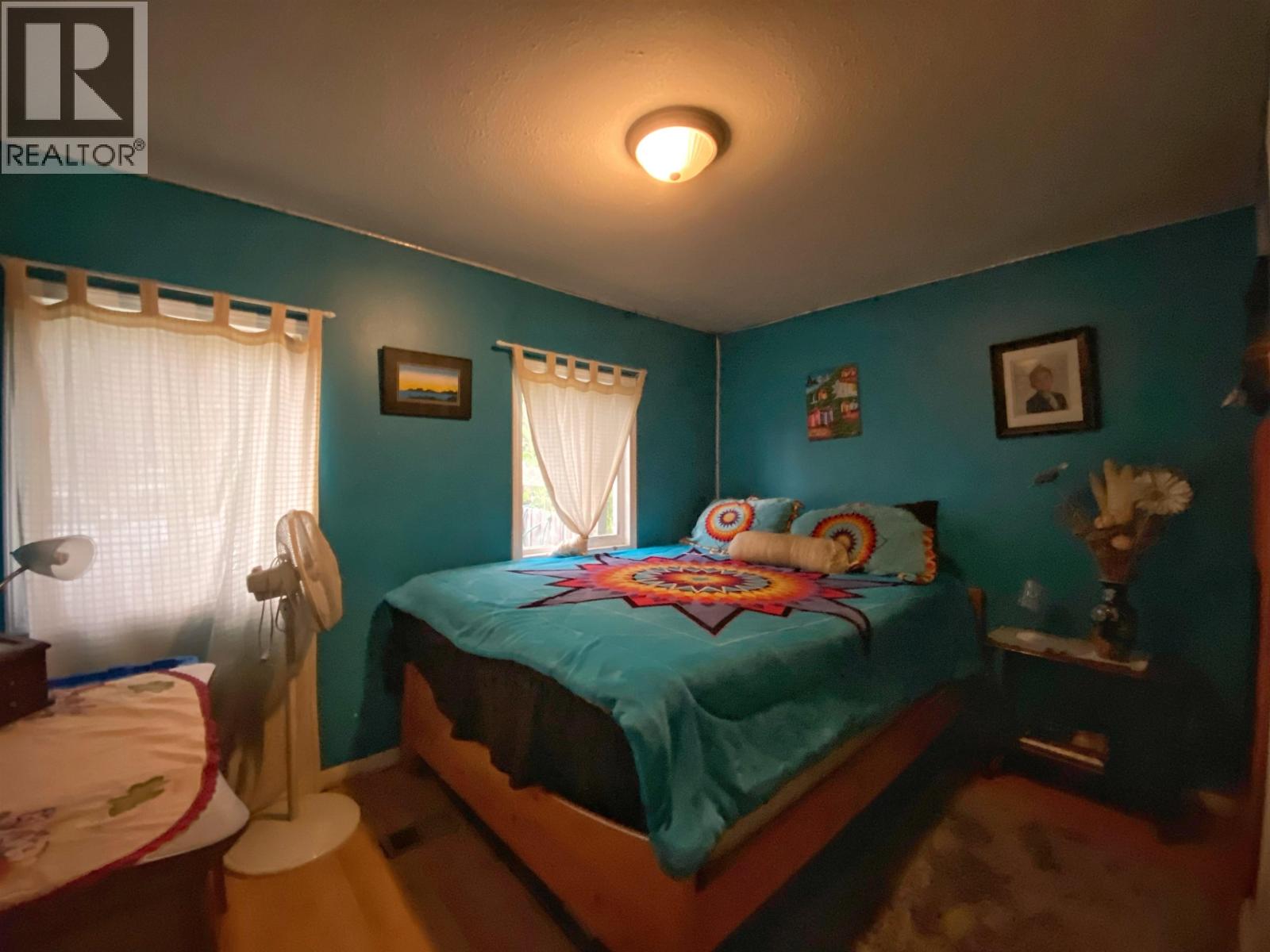 4210 15TH AVENUE - 21