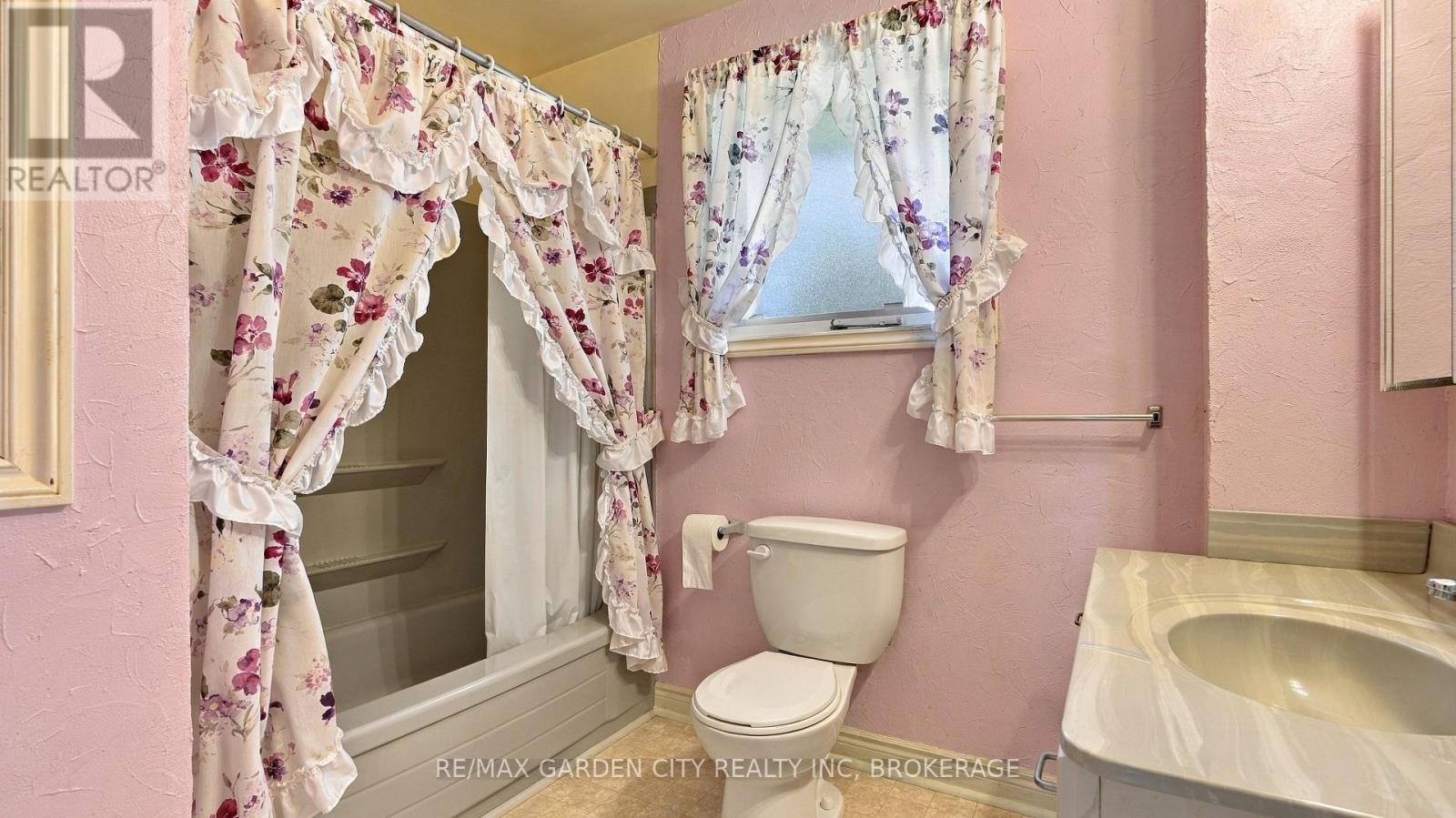 125 INMAN ROAD - 24