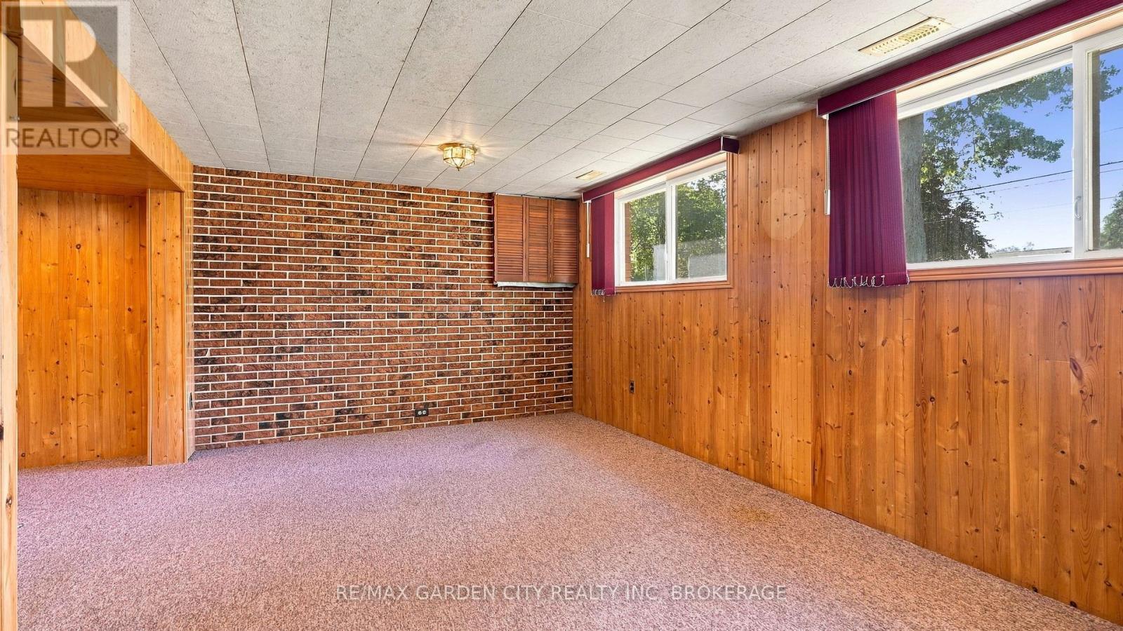 125 INMAN ROAD - 26