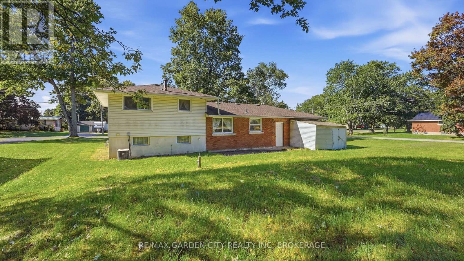 125 INMAN ROAD - 32