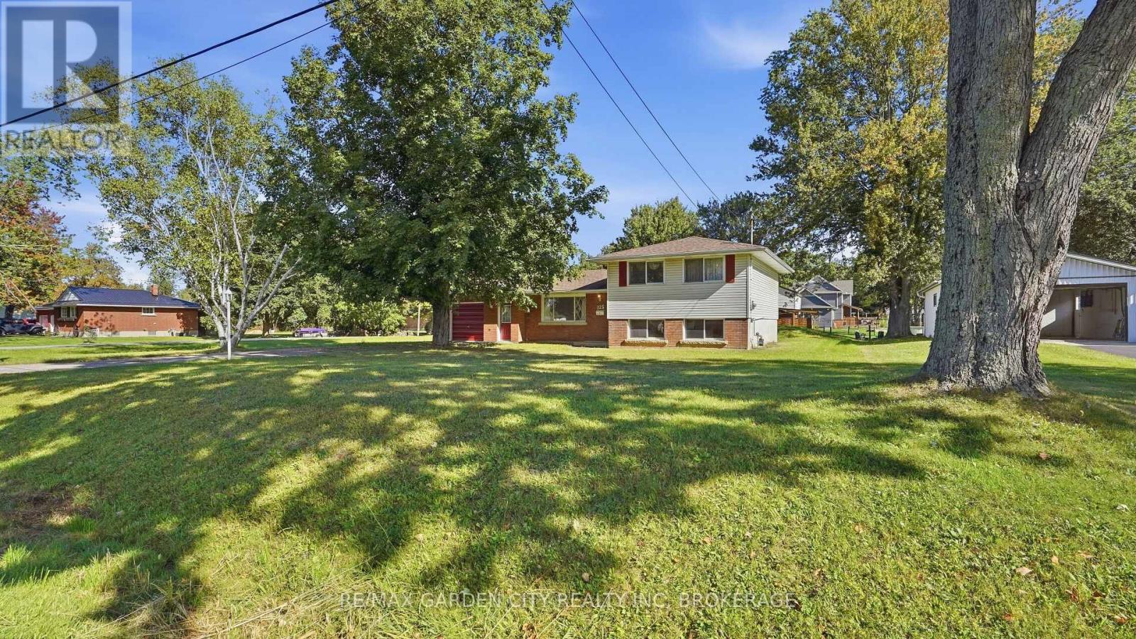 125 INMAN ROAD - 4