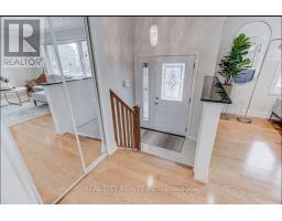 Main - 96 Wyndcliff Crescent, Toronto, ON M4A2K2 Photo 12