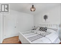 Main - 96 Wyndcliff Crescent, Toronto, ON M4A2K2 Photo 16