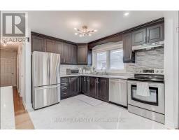 Main - 96 Wyndcliff Crescent, Toronto, ON M4A2K2 Photo 9