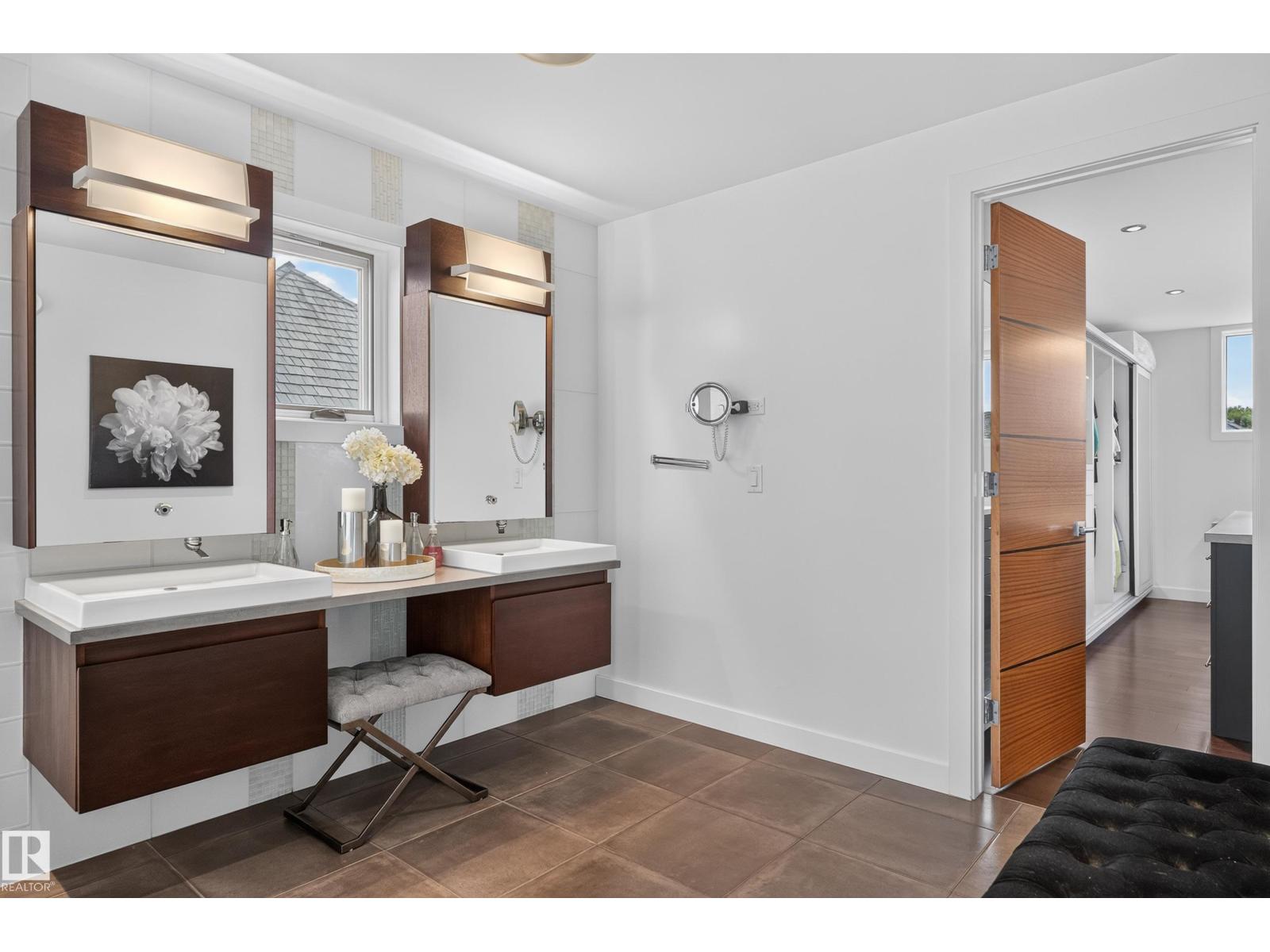 1415 WOODWARD CR NW - 59