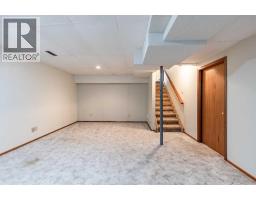 93 Shaw Crescent Se, Medicine Hat, AB T1B3Y6 Photo 35