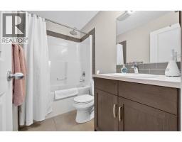 40 Sunvalley Road, Cochrane, AB T4C0X6 Photo 27