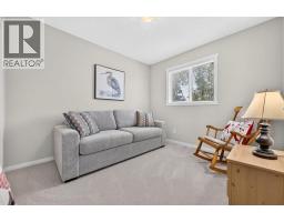 40 Sunvalley Road, Cochrane, AB T4C0X6 Photo 28