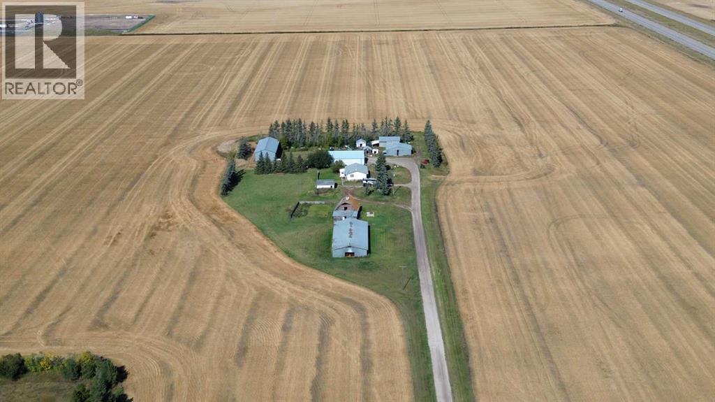 70054 TWP RD 715 photo 3