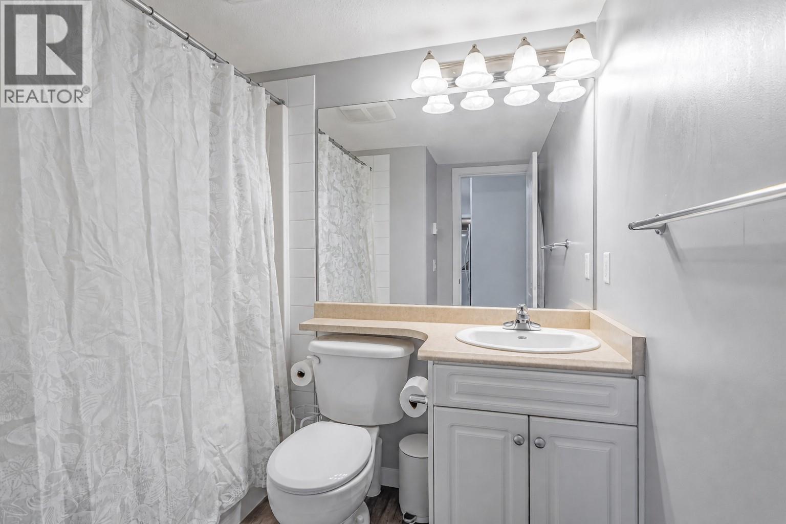#114 260 Franklyn Road - 11
