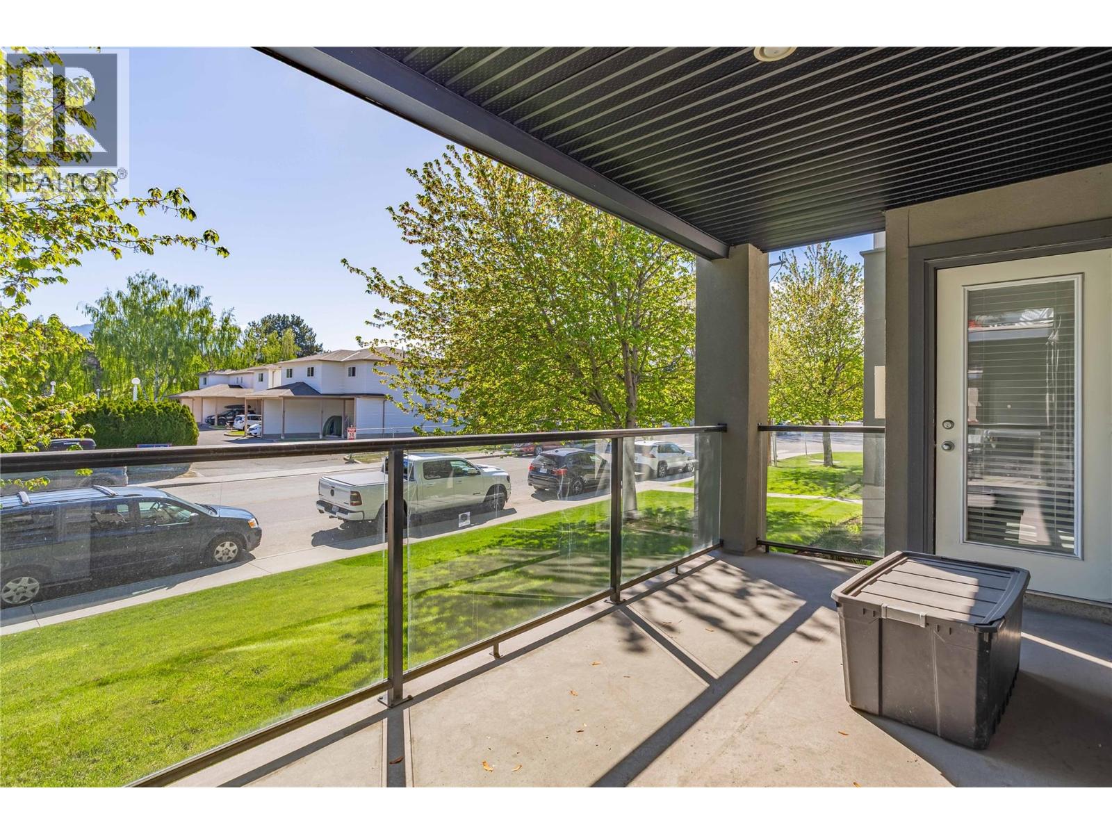 #114 260 Franklyn Road - 14