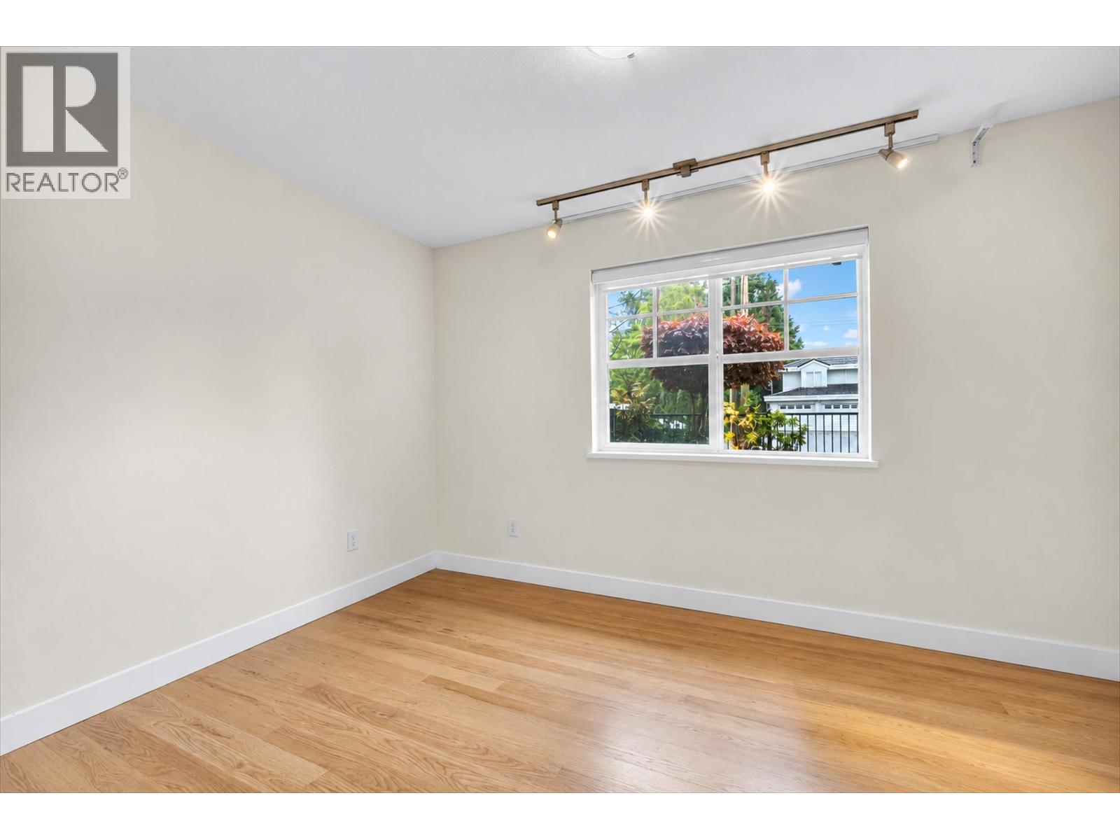 Photo of 27 7331 HEATHER STREET 25