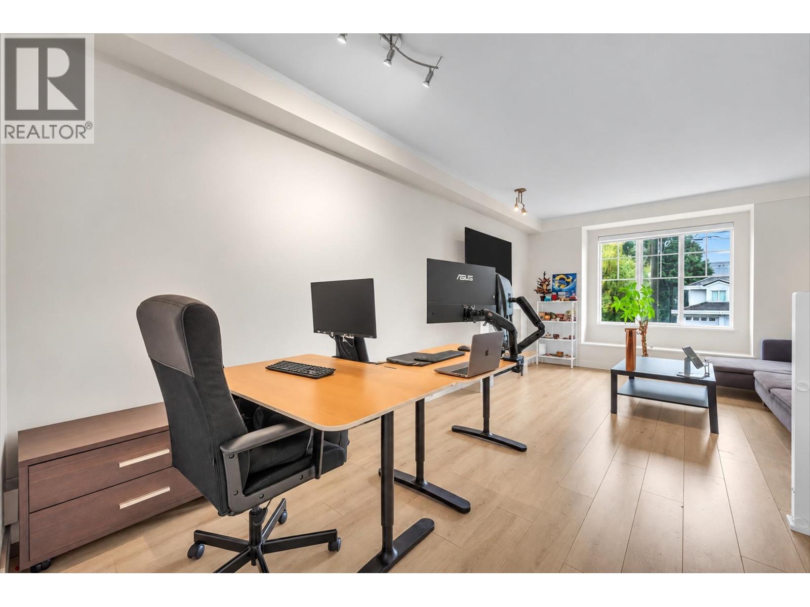 Photo of 27 7331 HEATHER STREET 11
