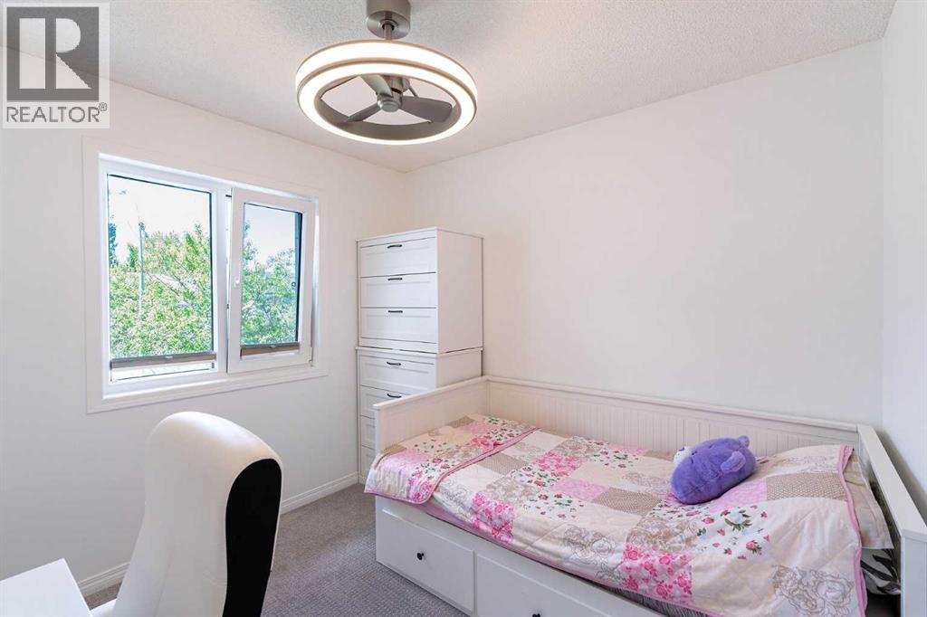 270 Somerside Park SW - 25