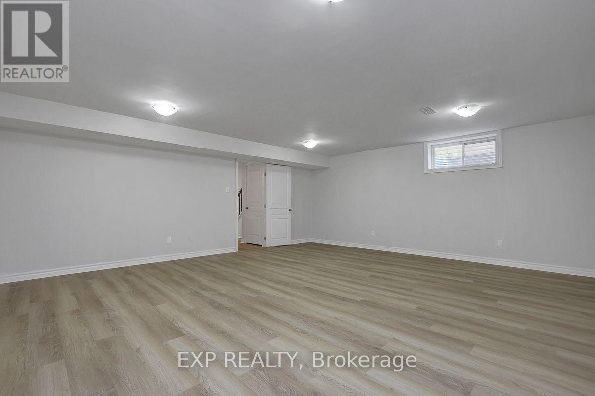 217 CLARIDGE DRIVE - 43