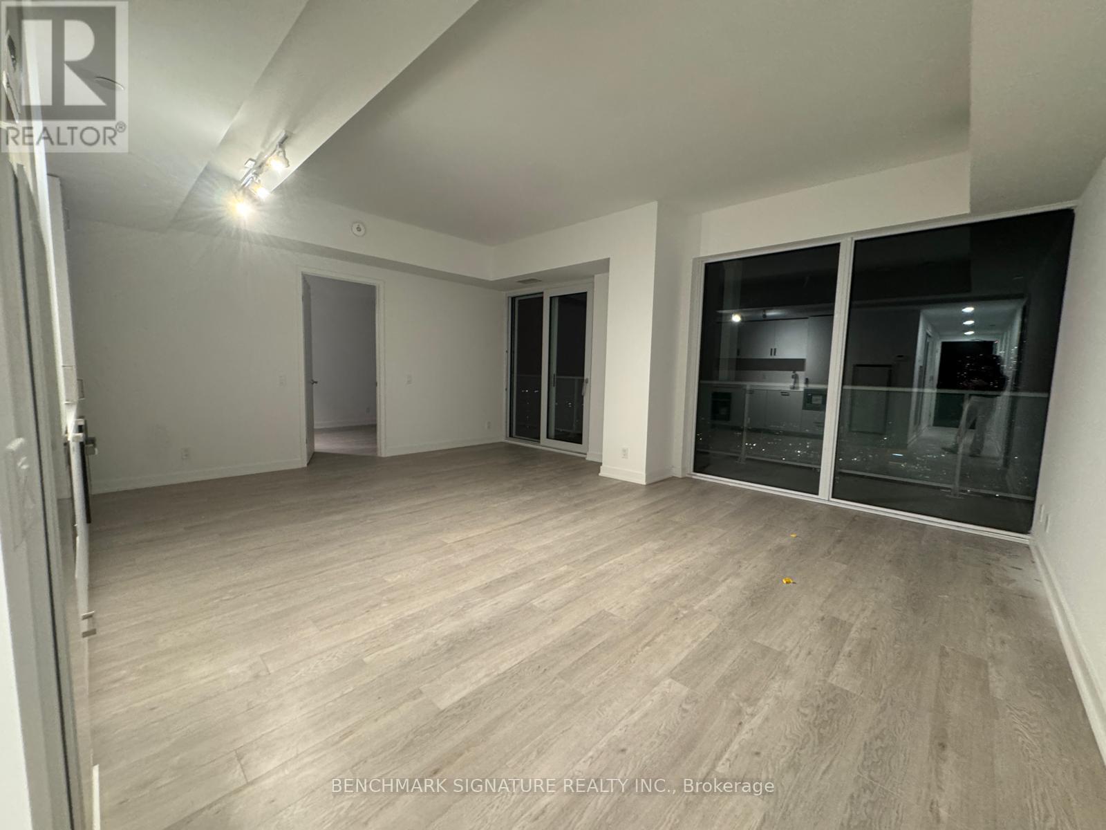 5806 - 88 QUEEN STREET E, Toronto (Church-Yonge Corridor) — photo 3