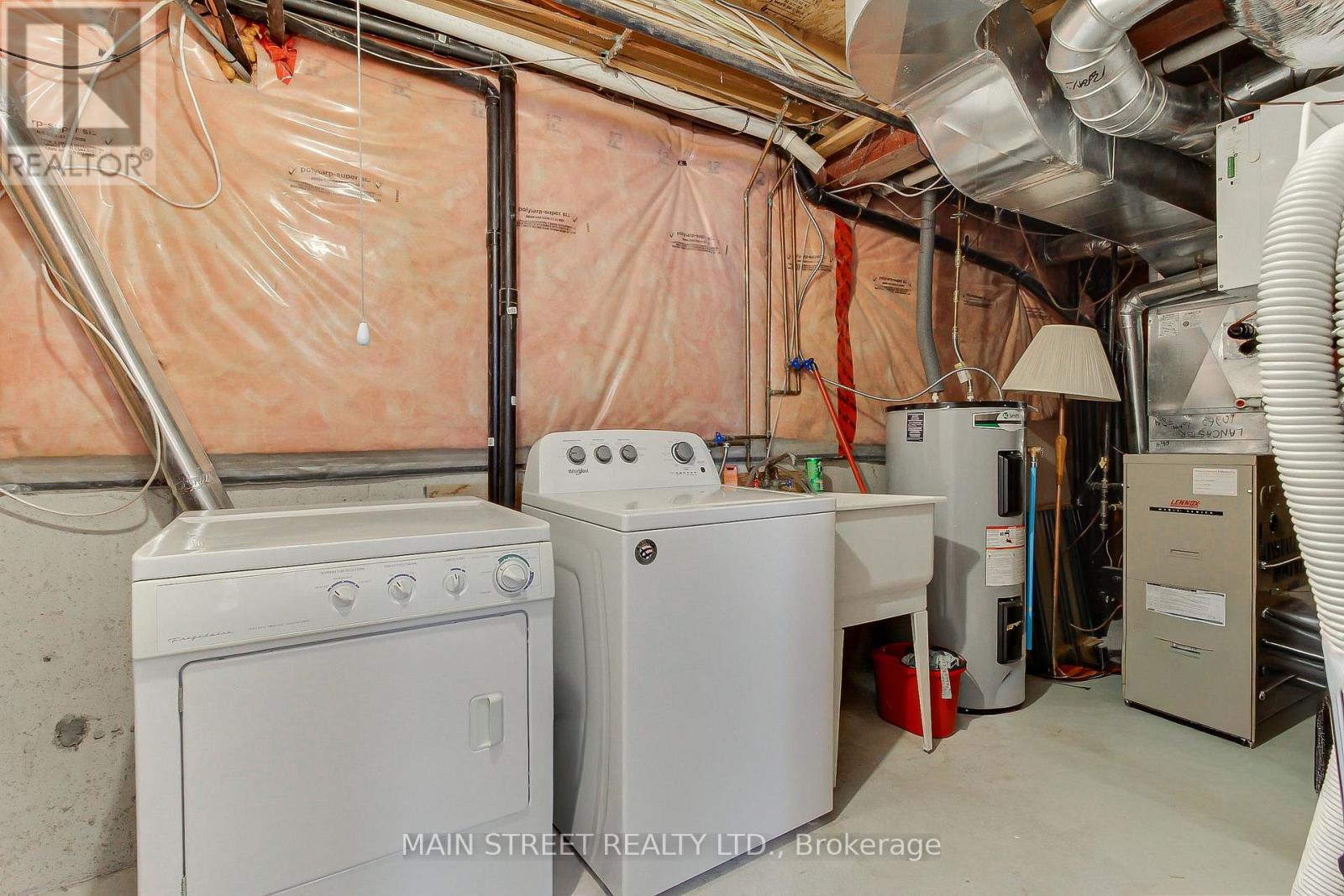 65 IAN DRIVE - Image 37