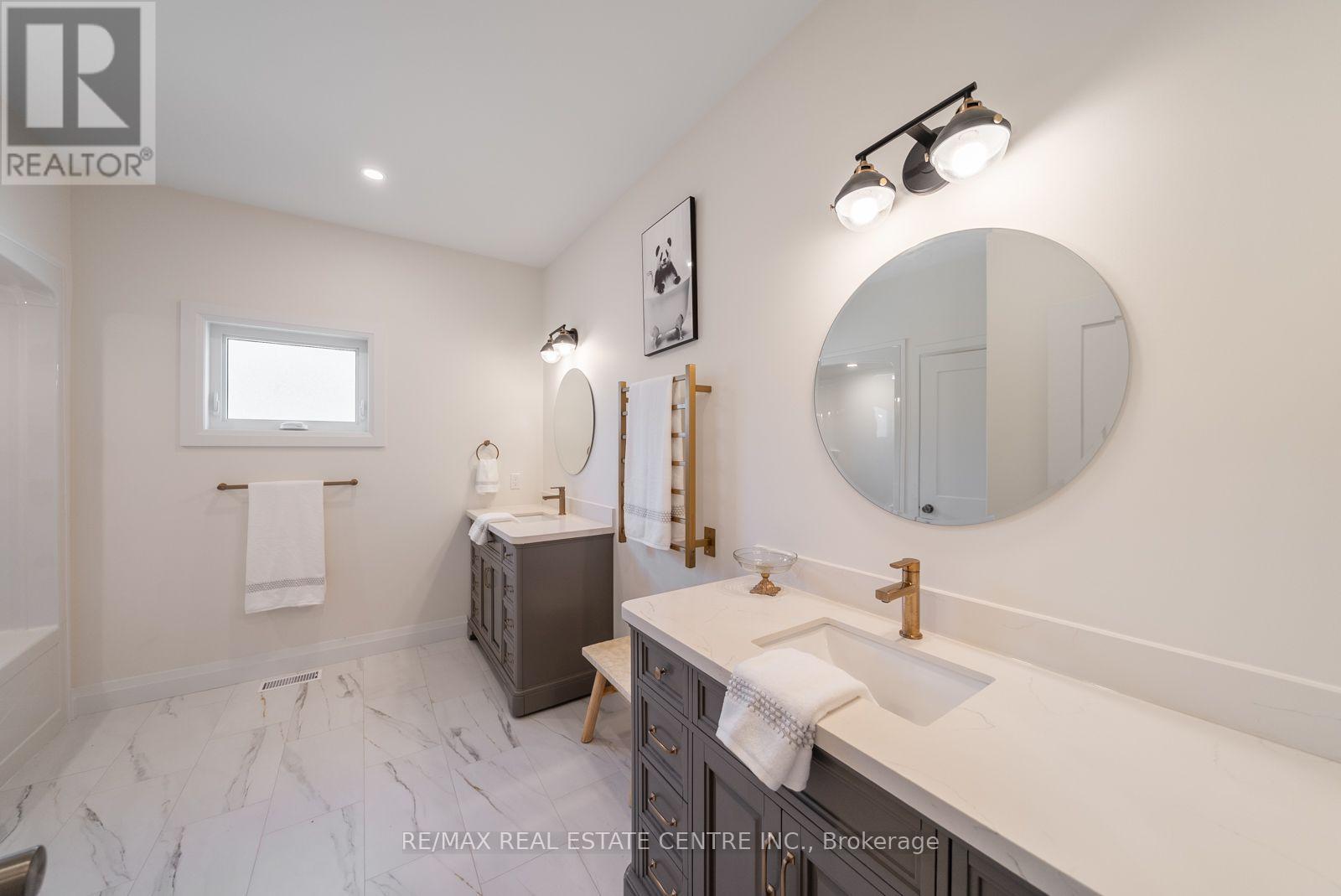 289 CENTENNIAL DRIVE - Image 38