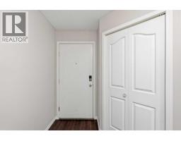 102, 17 Country Village Bay Ne, Calgary, AB T3K5Z3 Photo 13