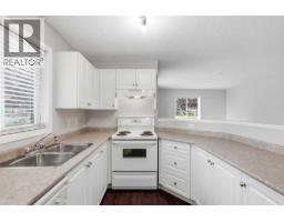 102, 17 Country Village Bay Ne, Calgary, AB T3K5Z3 Photo 18