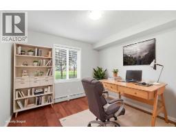 102, 17 Country Village Bay Ne, Calgary, AB T3K5Z3 Photo 23