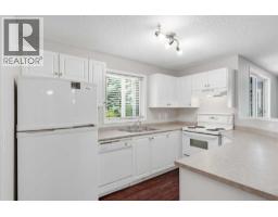 102, 17 Country Village Bay Ne, Calgary, AB T3K5Z3 Photo 17