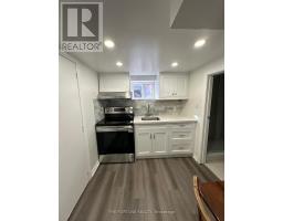 54 Patika Avenue, Toronto, ON M9N2E9 Photo 6