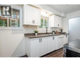 503 Lonelm Court Unit# A, Waterloo, ON N2L5C9 Photo 17