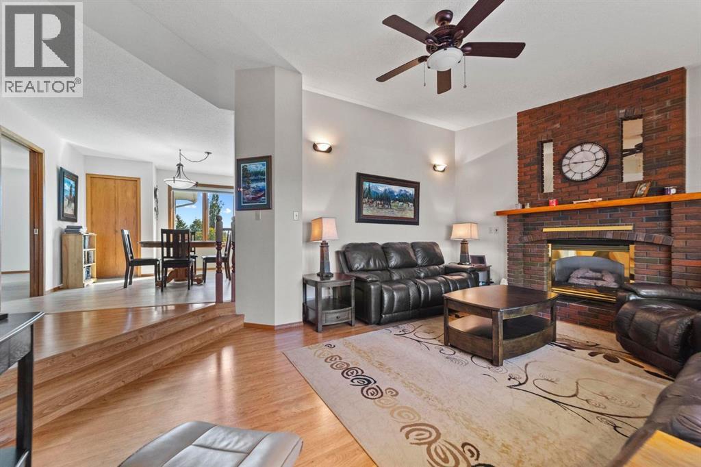 Listing photo – 48043 Range Road 194, Rural Camrose County