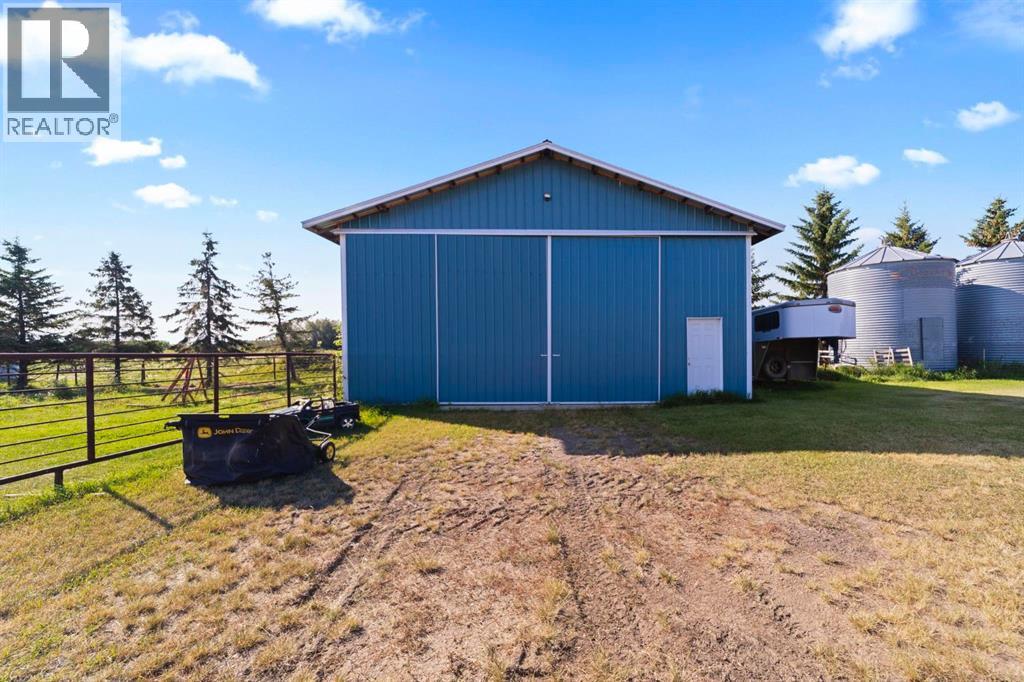 Listing photo – 48043 Range Road 194, Rural Camrose County