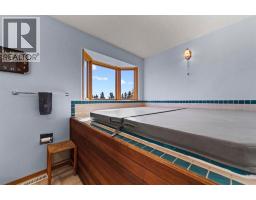 2pc Bathroom - 48043 Range Road 194, Rural Camrose County, AB T4V2N1 Photo 8