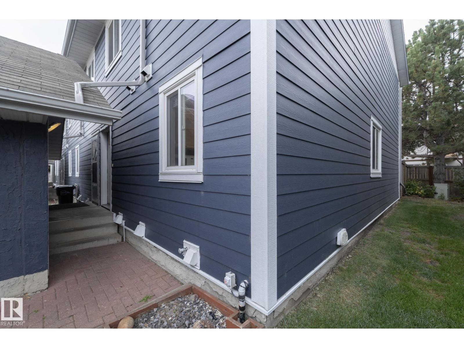 #7 14803 34 ST NW - 2