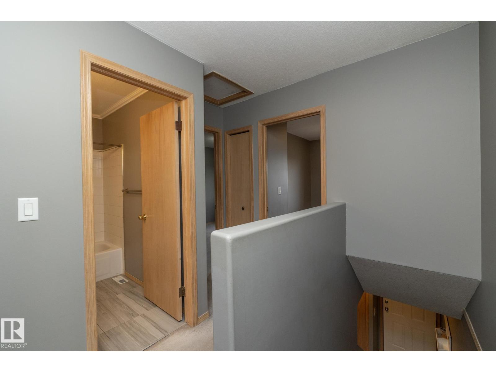 #7 14803 34 ST NW - Image 23