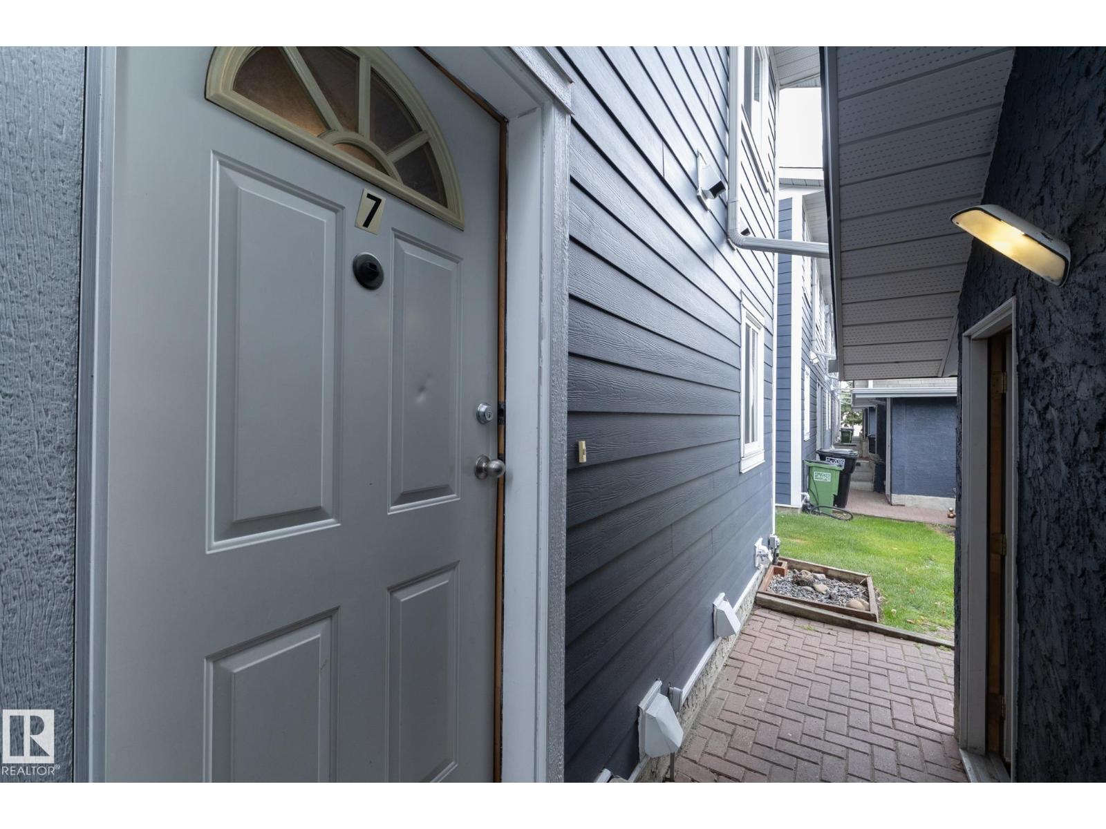 #7 14803 34 ST NW - Image 43