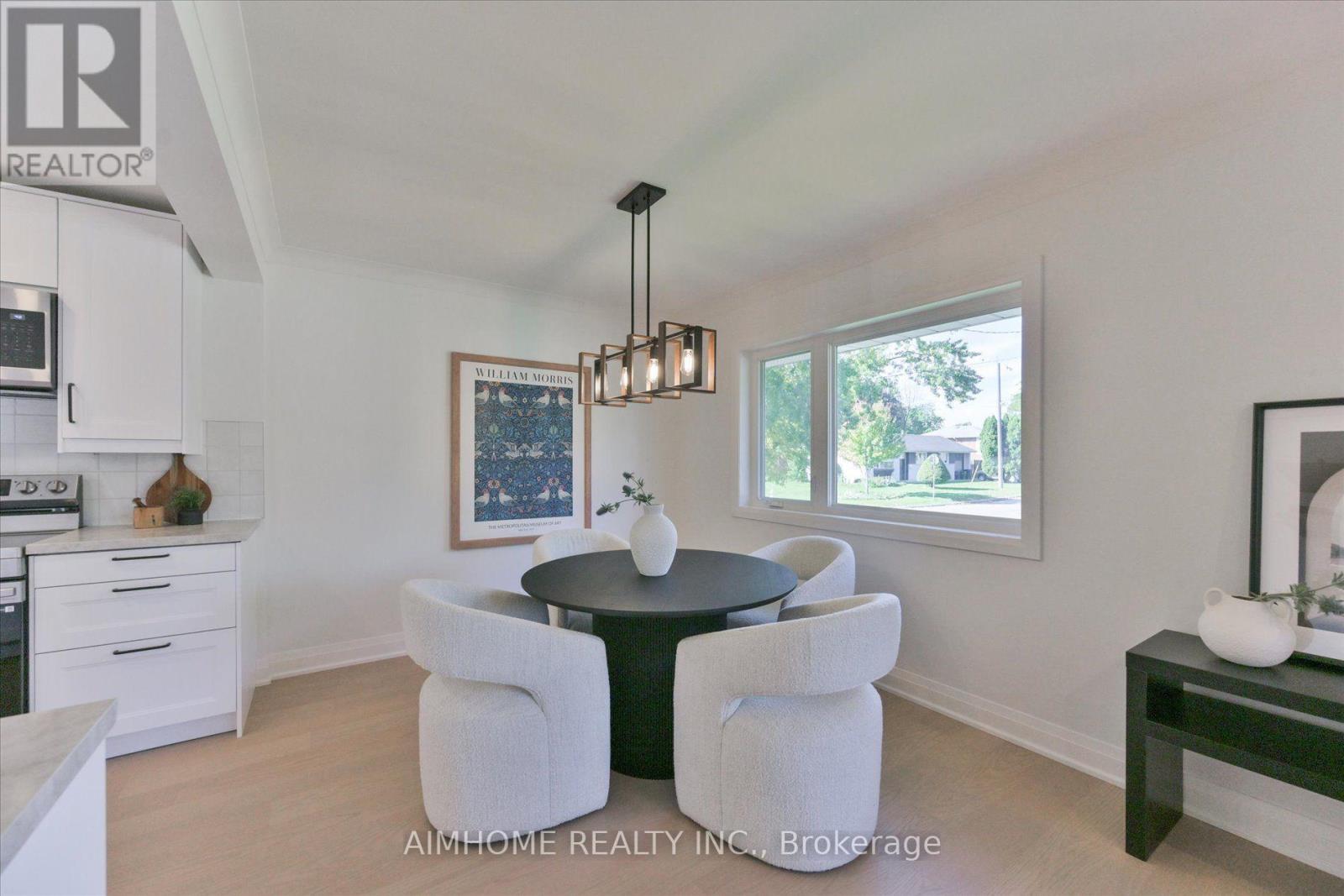 121 WYNDCLIFF CRESCENT - 10