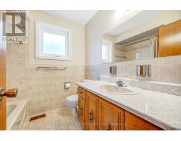 36 Purcell Square, Toronto, ON M1V3Y3 Photo 24